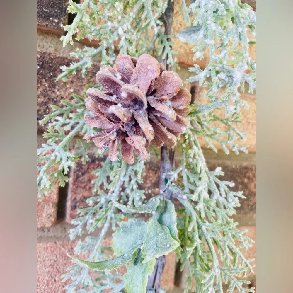 *Frosted Woodland Cedar Garland
